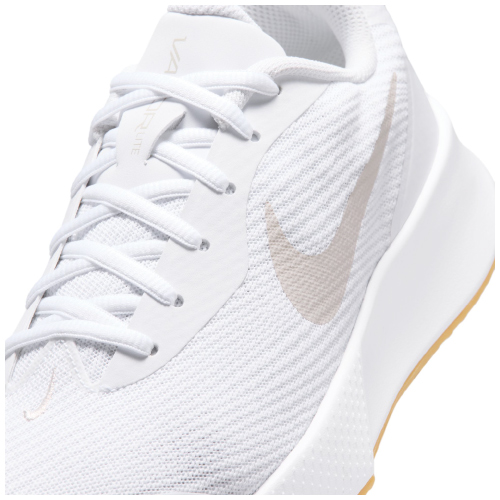 ナイキ ウィメンズ ズーム ヴェイパー ライト 3 HC(nike W ZOOM VAPOR LITE 3 HC FZ2156-103)テニスシューズ レディース ハードコート 26FA ホワイト×ライト オレウッドブラウン×サミット(103) 22.5cm