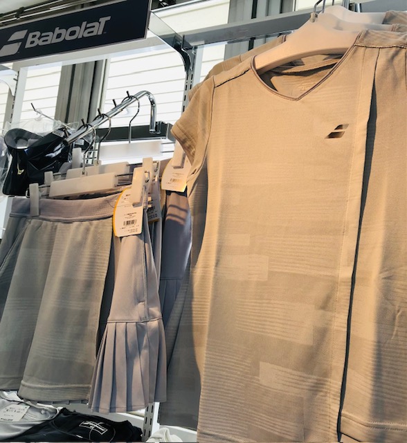 ★バボラ レディス秋冬新作ウエアです!