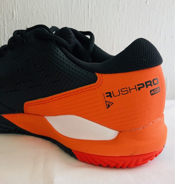 ★ウイルソン　RUSH PROシリーズ入荷しました！★