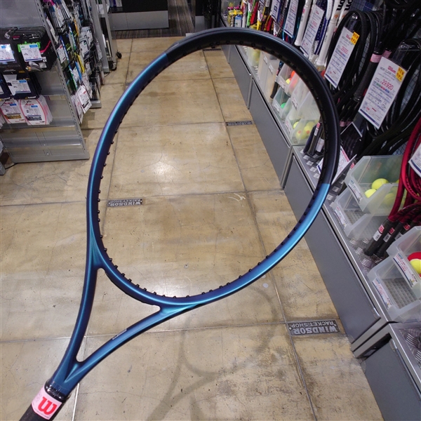 【☆入荷しました☆】ウイルソン ウルトラ100 V4 グリップサイズ１番【追加サイズ】