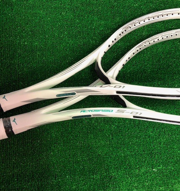 ★新色クールホワイト入荷しました！ ミズノ アクロスピード01シリーズ★