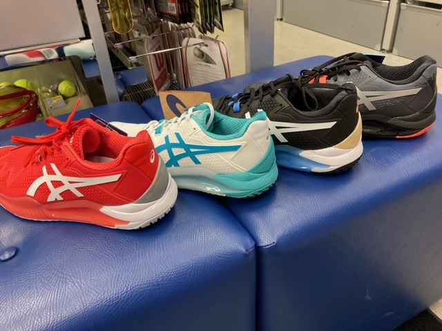 アシックスシューズがお買い得に!@おつぼねの後輩ブログ