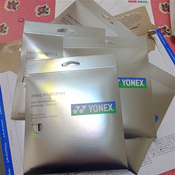 ヨネックスからストリングが届きました！