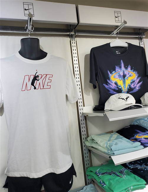 ☆ナイキ×おすすめTシャツのご紹介です☆