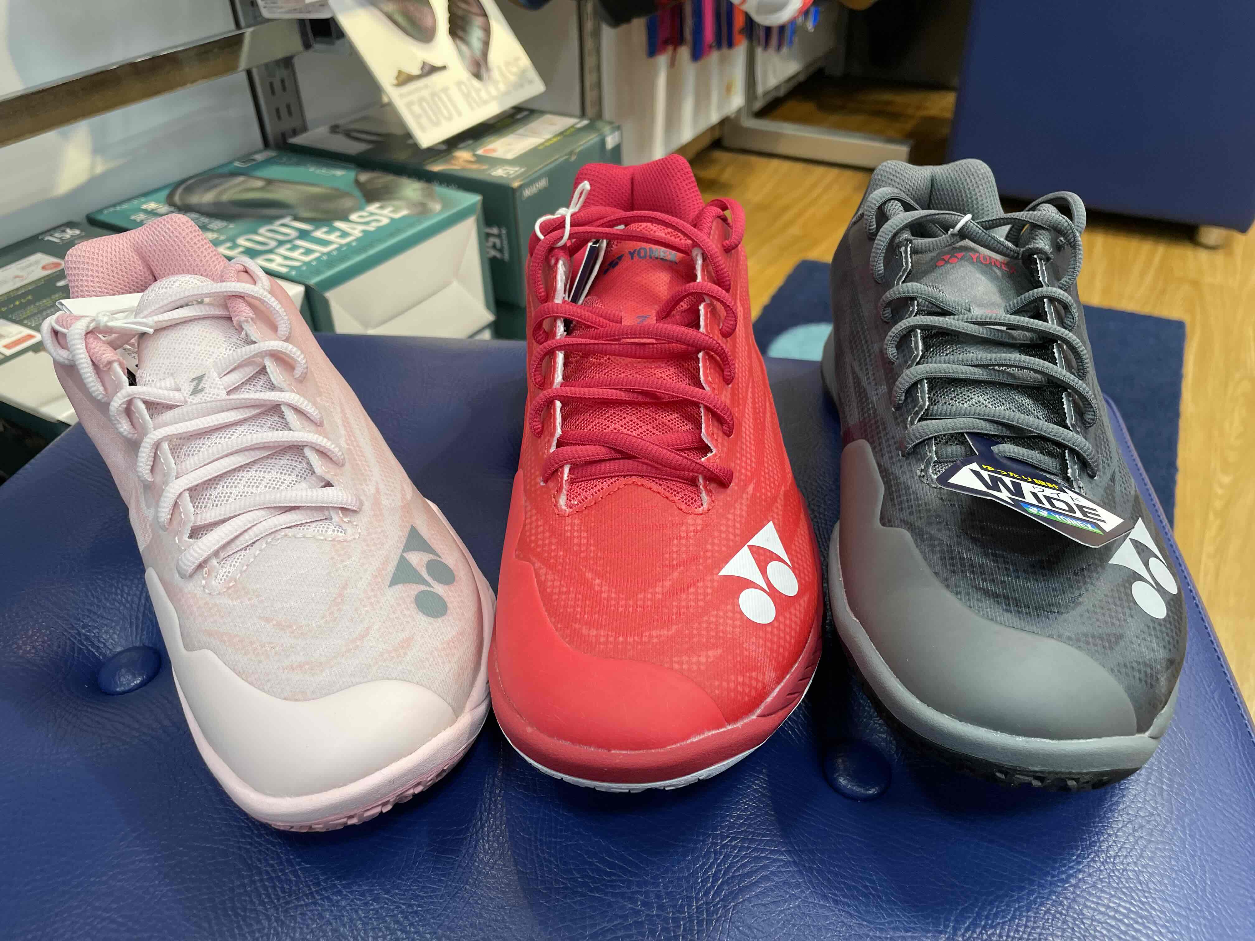 エアラス限定カラー発売中