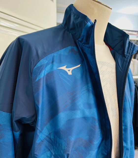 ★ミズノ ブレスサーモ ウォームアップウエア ご紹介します！★