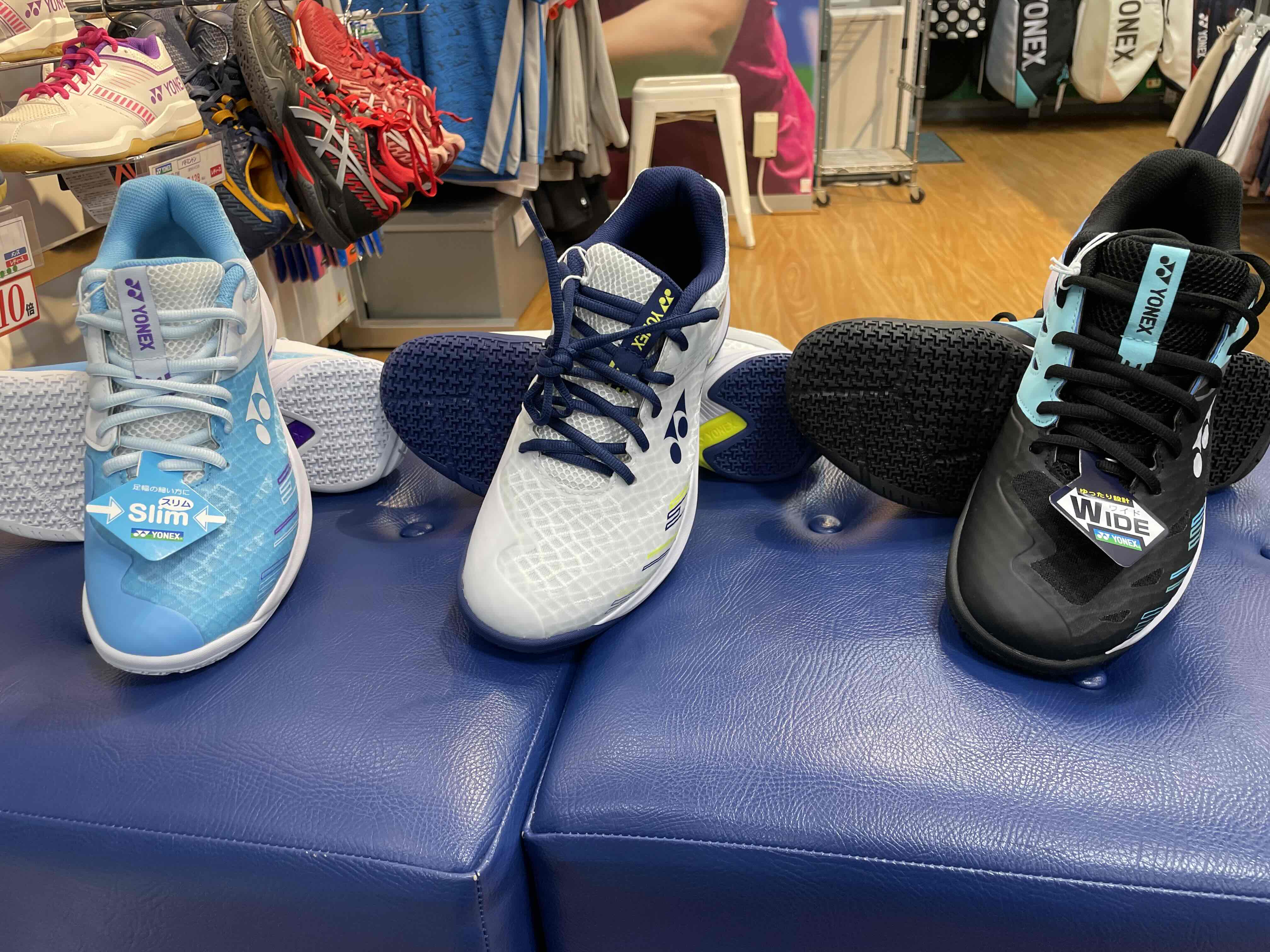 ヨネックスバドミントンシューズ「カスケードアクセル」発売中