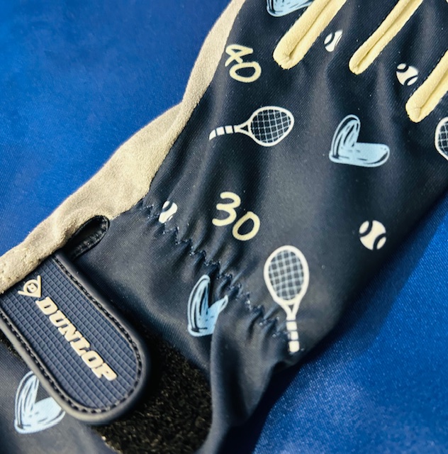 ★ダンロップ NEWデザイン グローブ 入荷しました!★