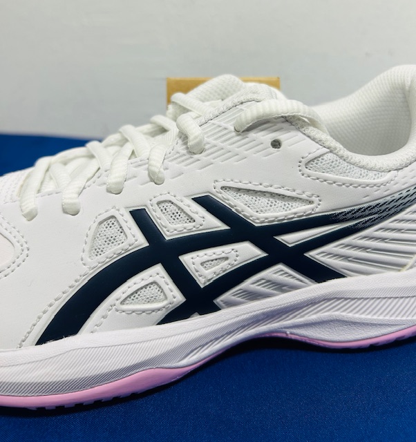 ★新入生におすすめ！アシックス　テニスシューズ★