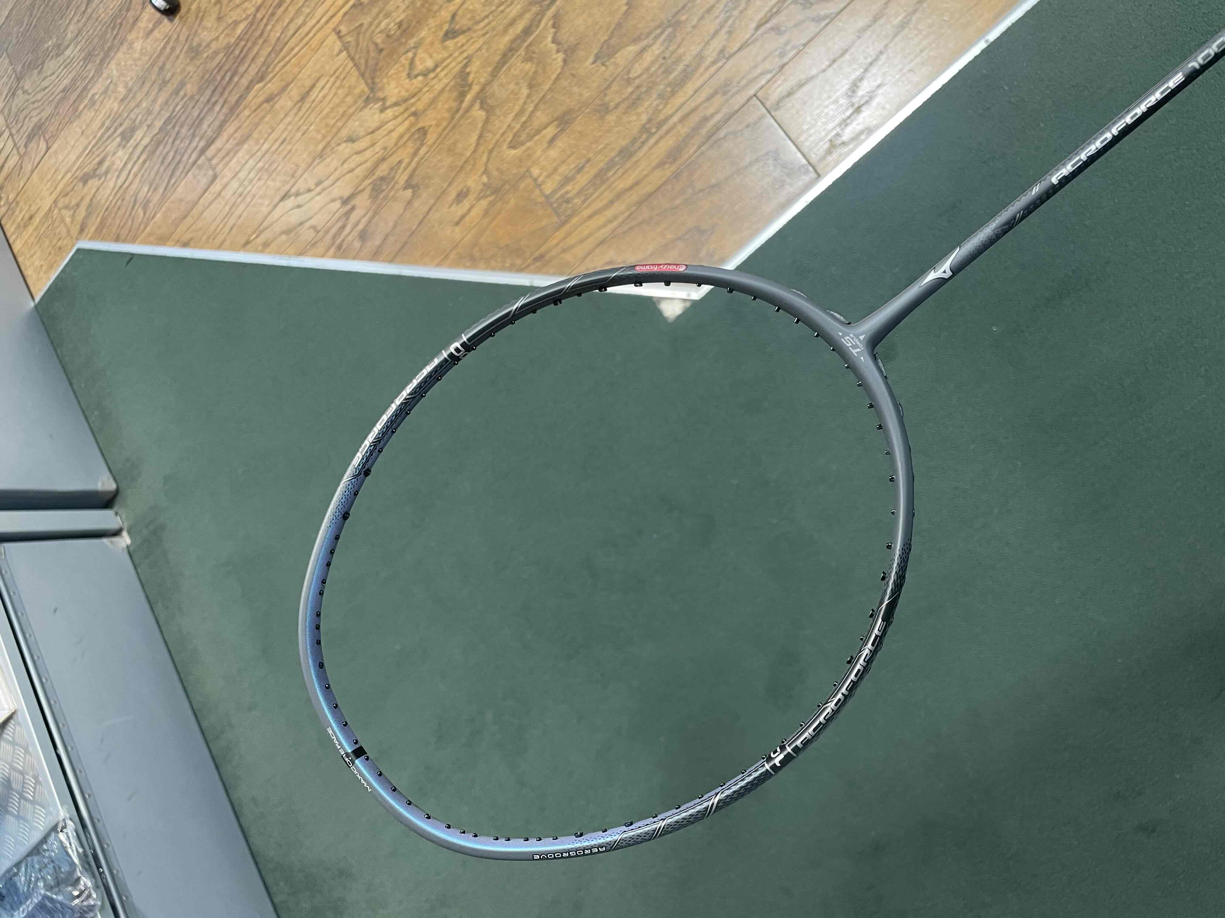 ミズノBDSS限定商品「アクロフォース100」発売中