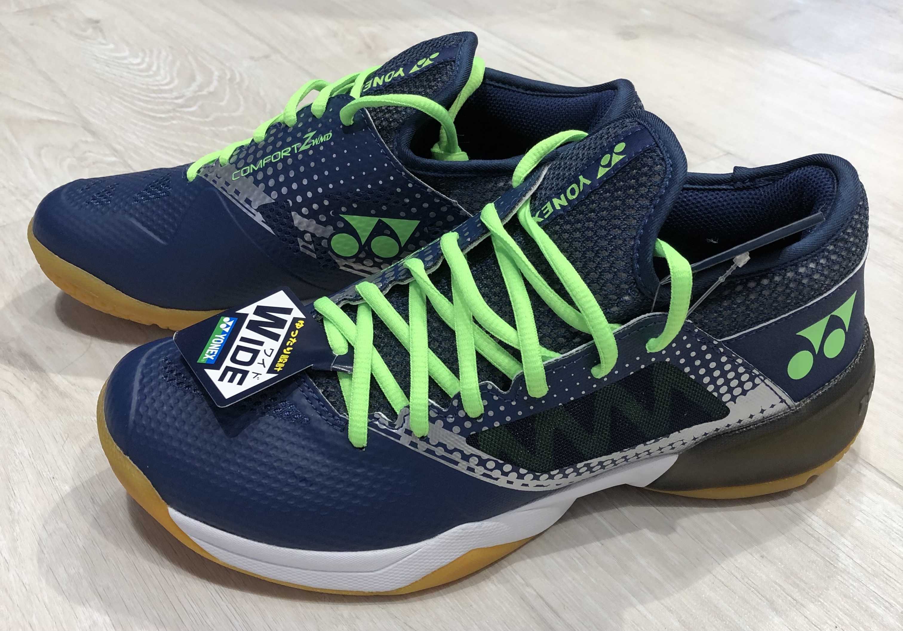 ヨネックスNEWバドミントンシューズ入荷