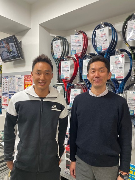 添田　豪選手ウインザー町田店に来店