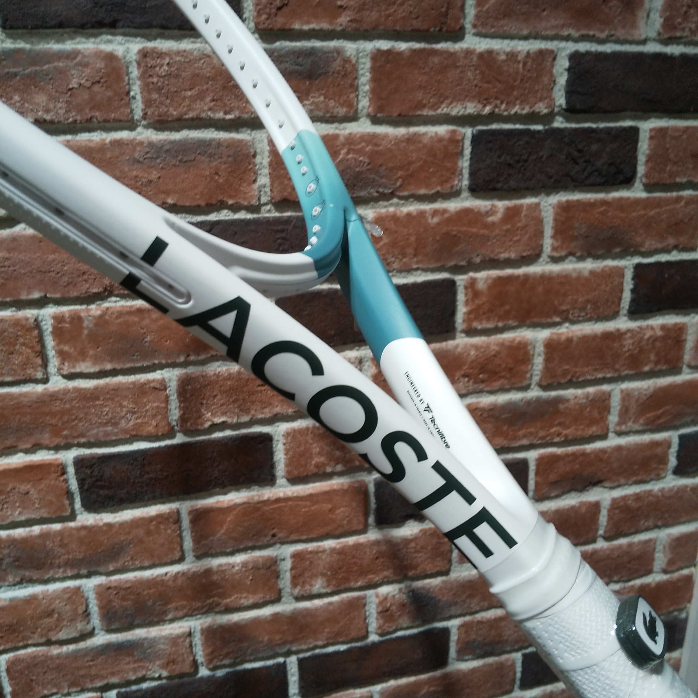 LACOSTEラケット入荷