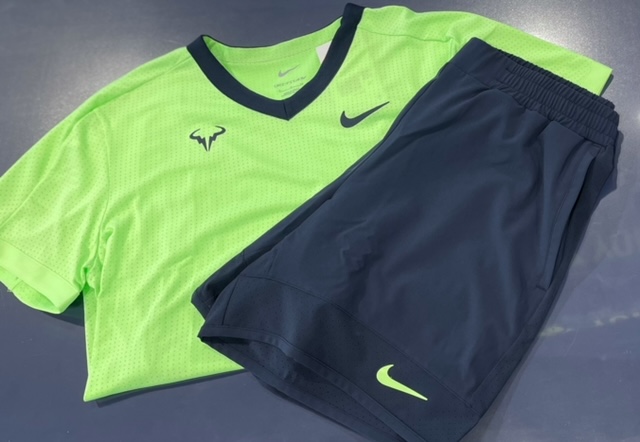 ナイキNEWウェア入荷しました！