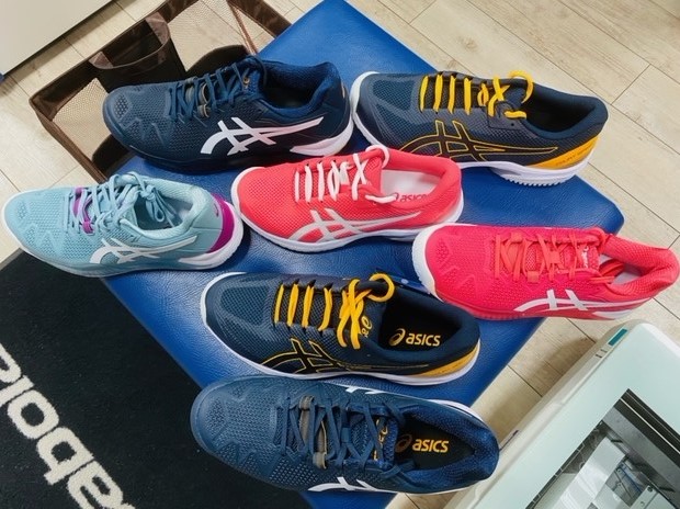 アシックス・シューズが特価に！