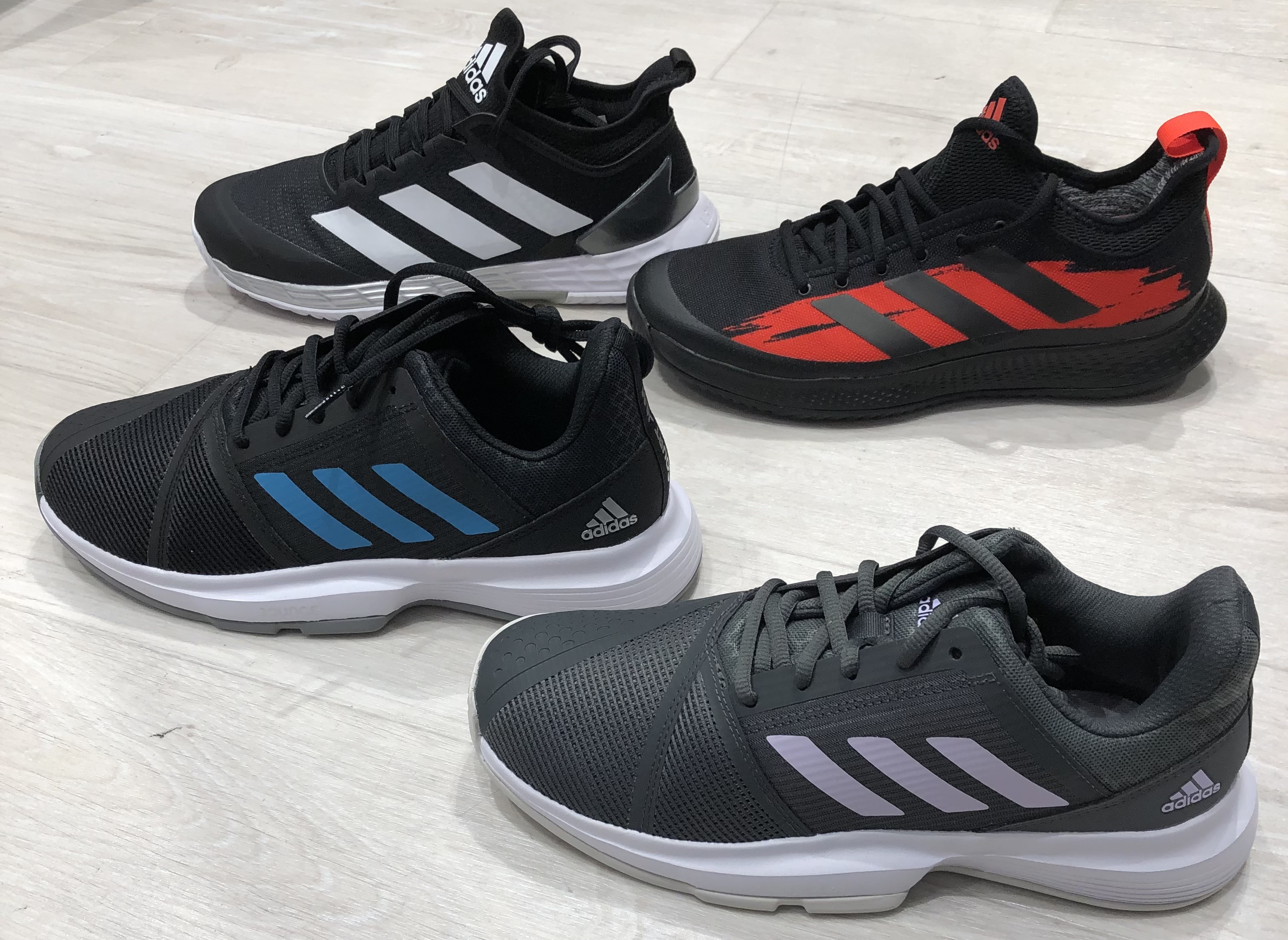 アディダスの新作シューズが入荷！！