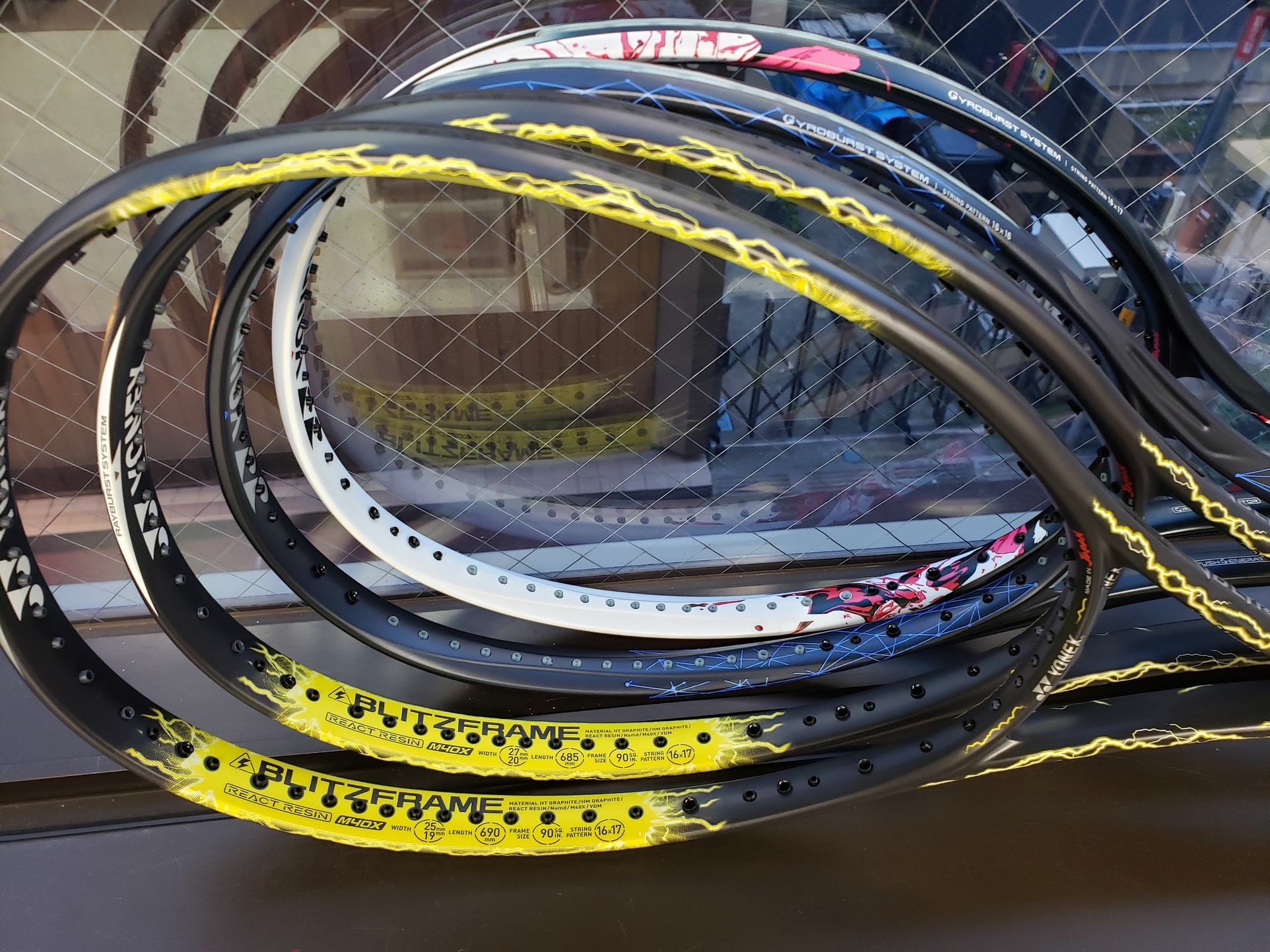 ボルトレイジ入荷です！！