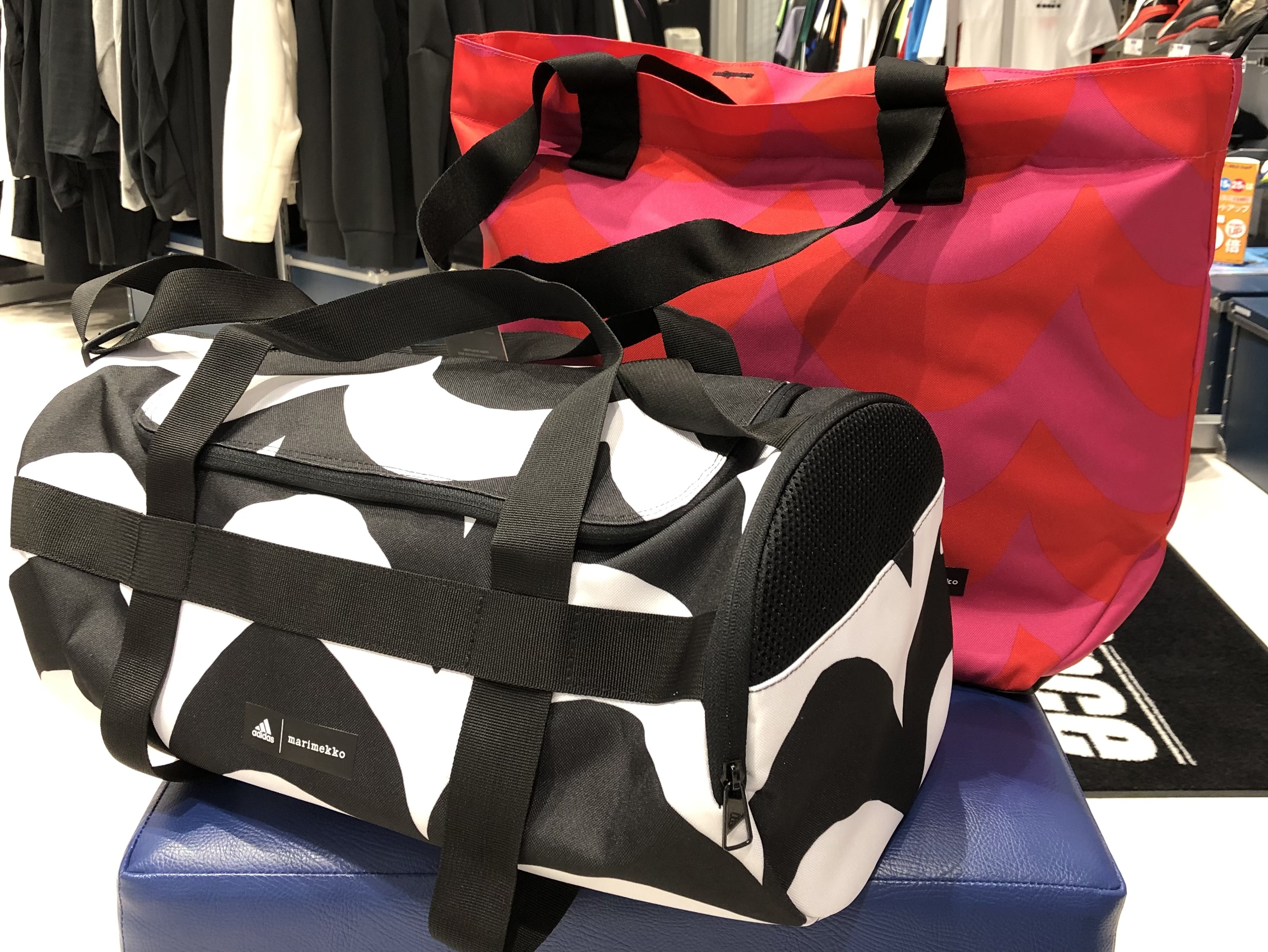 アディダス×marimekko　コラボバッグ入荷！！