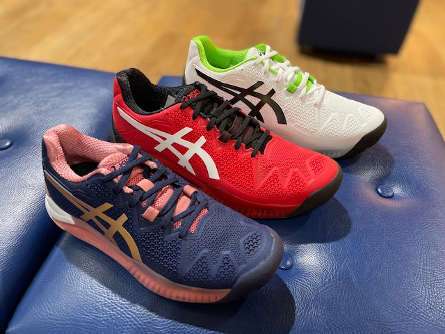 アシックス　新作シューズ予約受付中