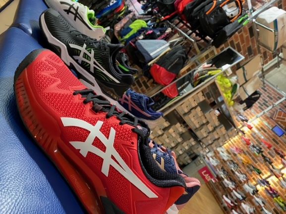 【NEW】新色アシックステニスシューズ入荷しました！！