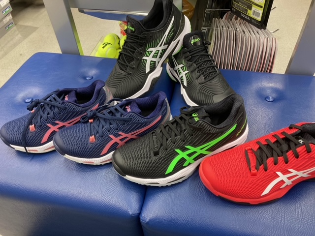 アシックス NEWシューズ発売!