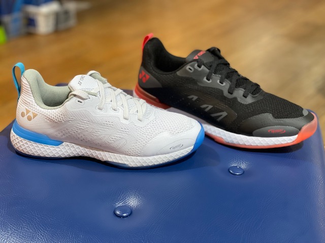 ヨネックス　新作カーペットシューズ入荷しました！