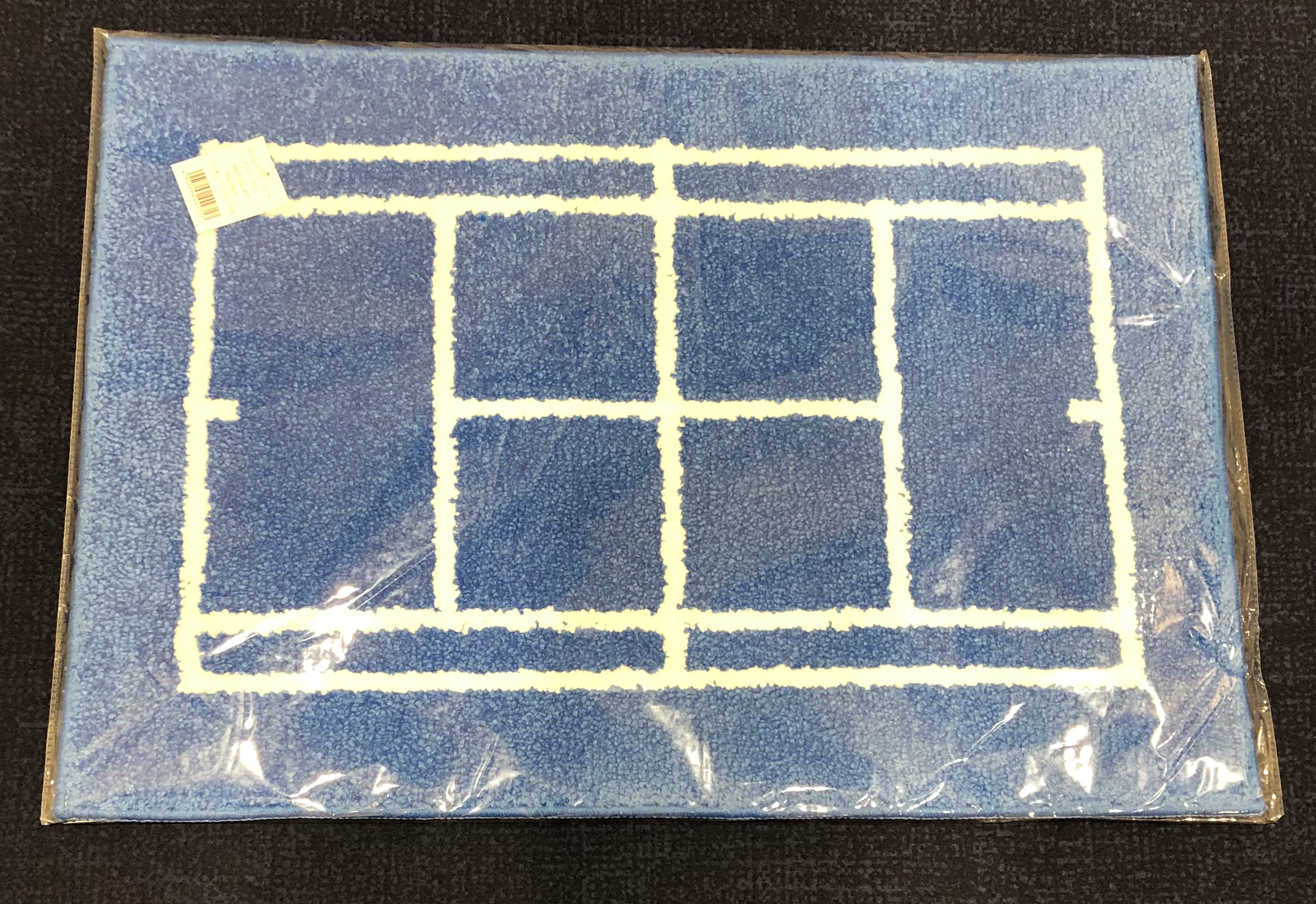 人気のルームマットに新色登場！