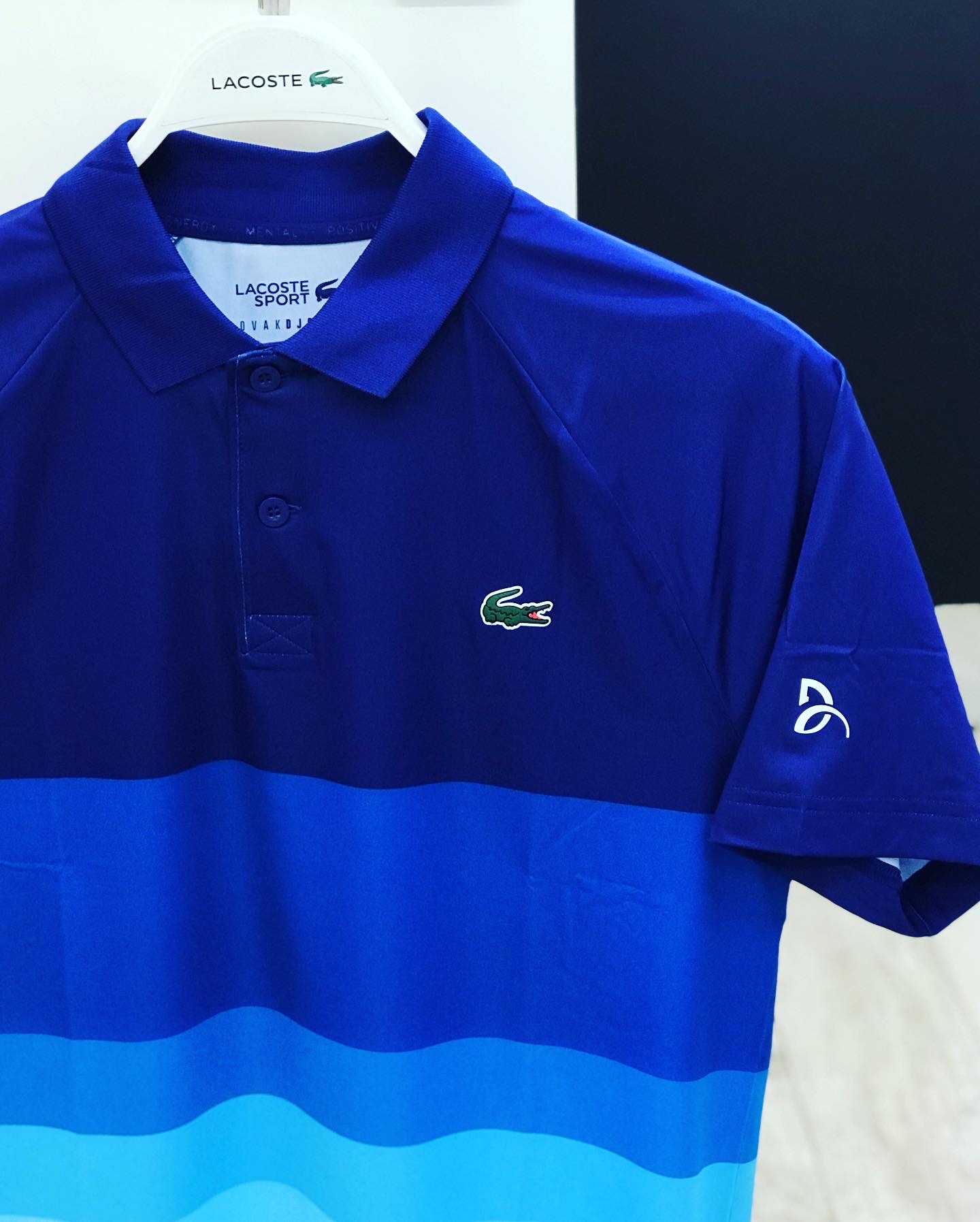ラコステ　ジョコビッチ選手モデル入荷♪