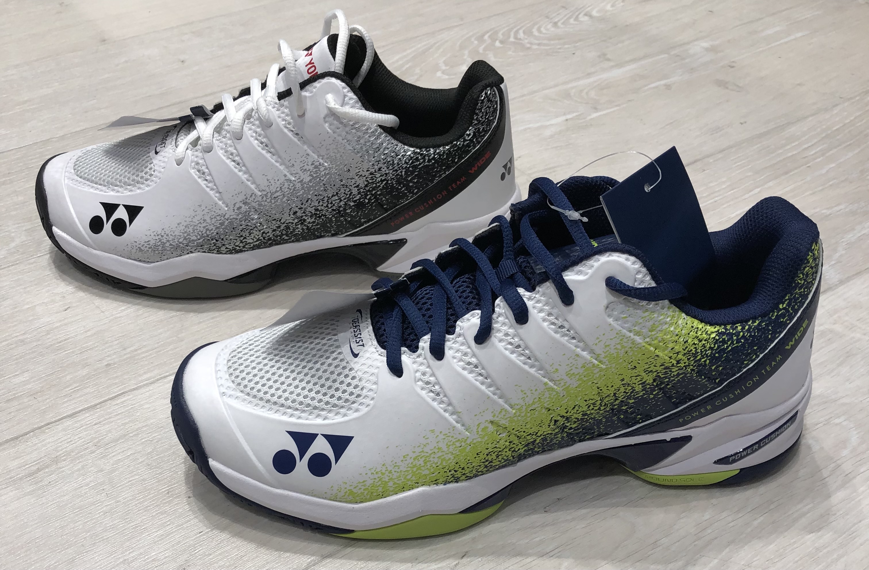 ヨネックスNEWシューズ入荷！