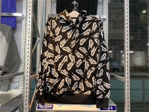 ☆NIKE アウター＆ジャケット入荷☆