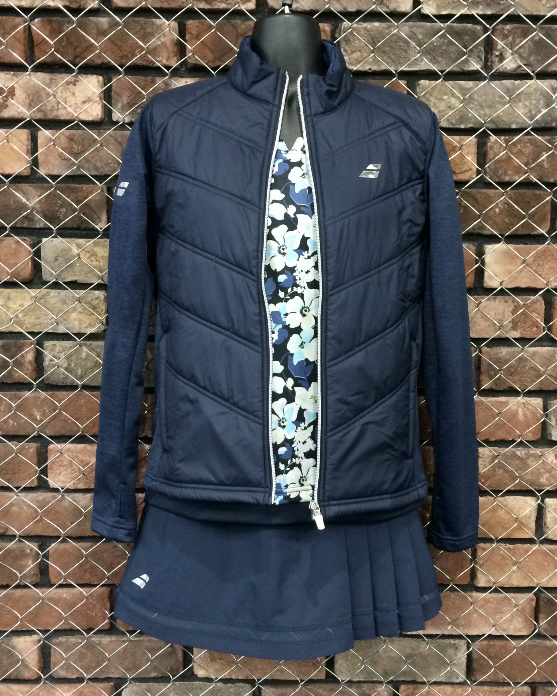 急に寒くなった今着るならコレ!