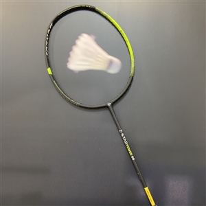 ハードヒッターの方にオススメのラケット　ブログNO236