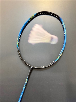 バドミントンJrラケット新色発売　ブログNO.22③
