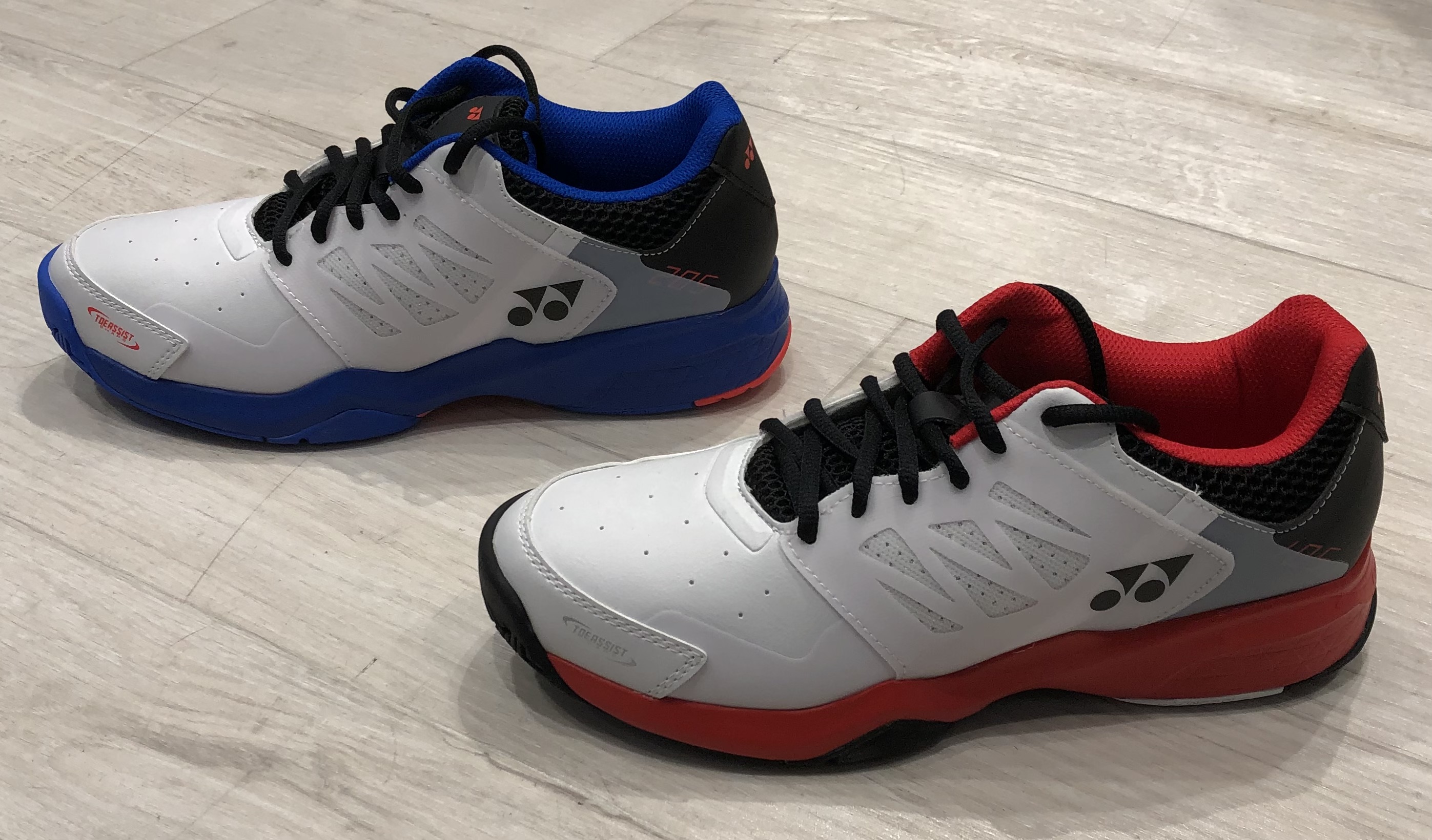 ヨネックステニスシューズ入荷！！