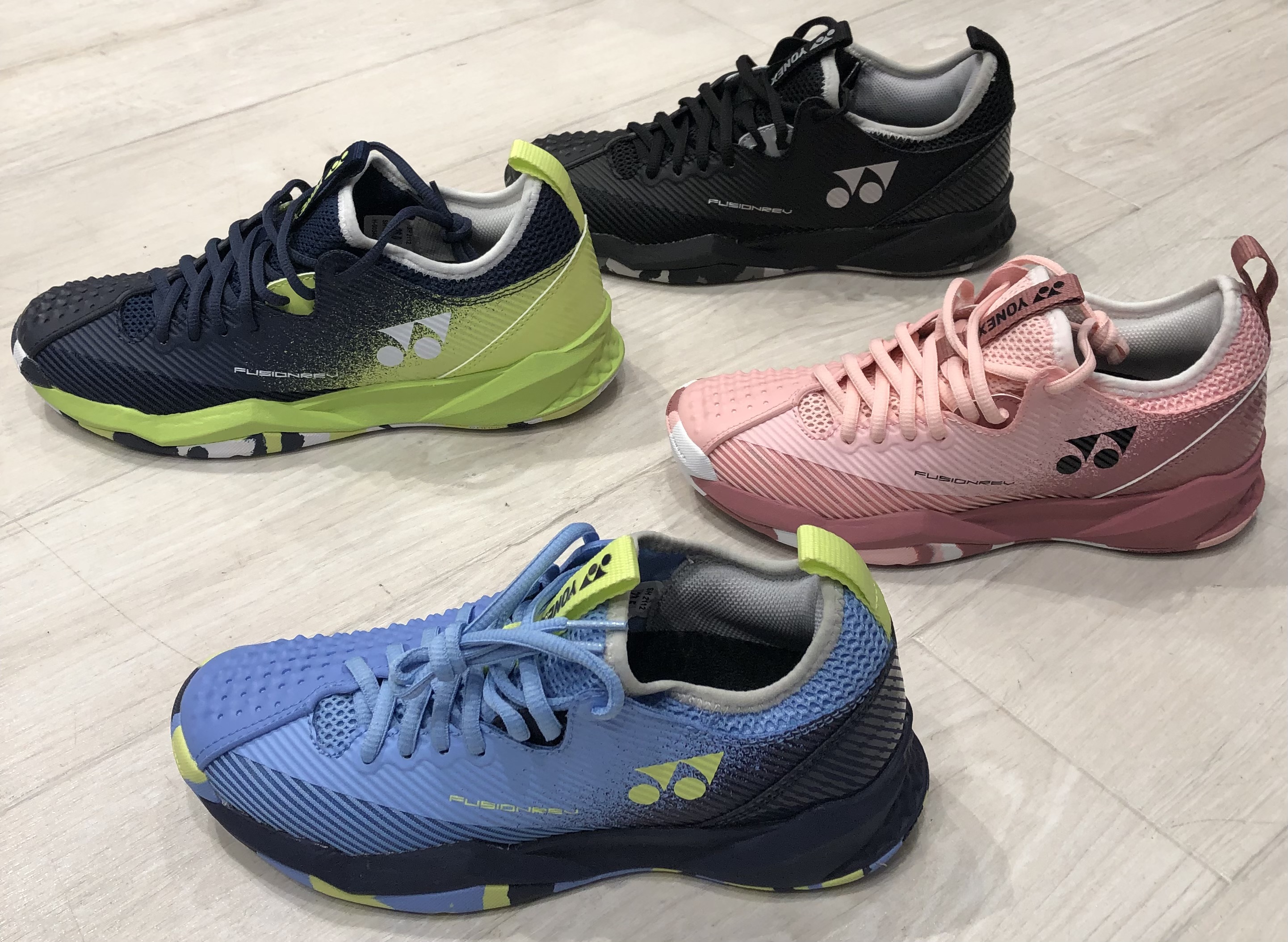 ヨネックスNEWシューズ