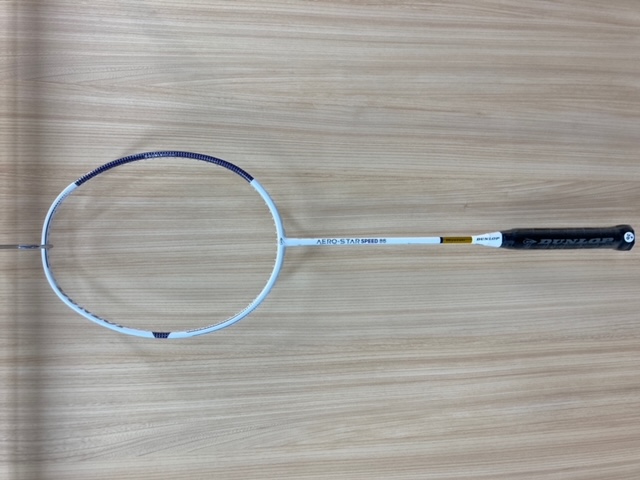 【ダンロップ】の【バドミントンラケット】はいかがでしょうか?