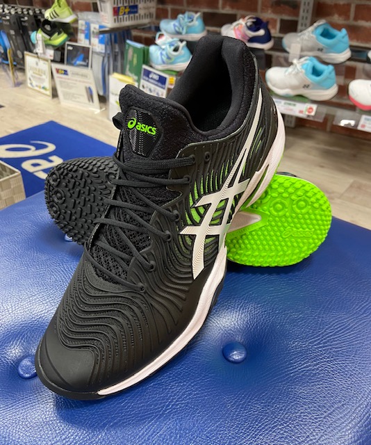 【再入荷】アシックス「COURT FF 2 OC」