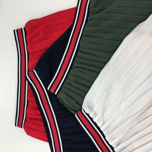 大人気！！プリンスプリーツスカート！！