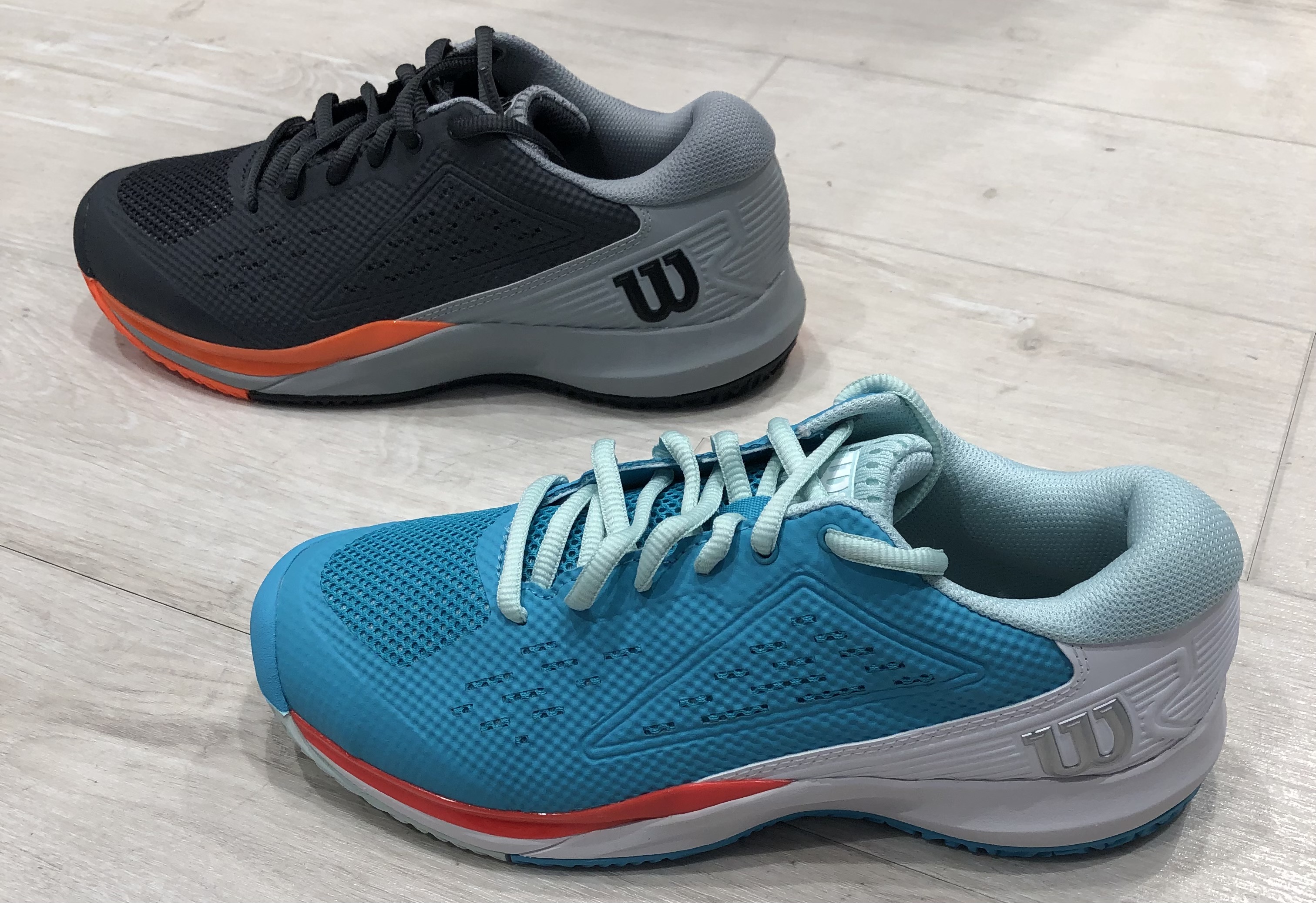 ウイルソンシューズ入荷！！