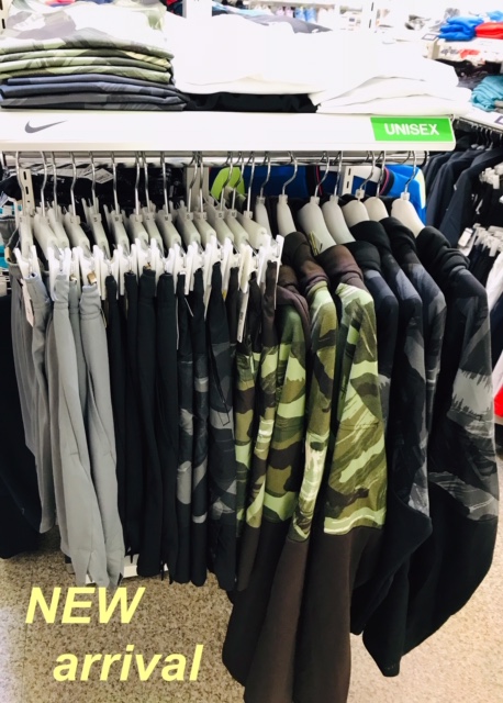 ★秋冬新着ウエア・ナイキ★