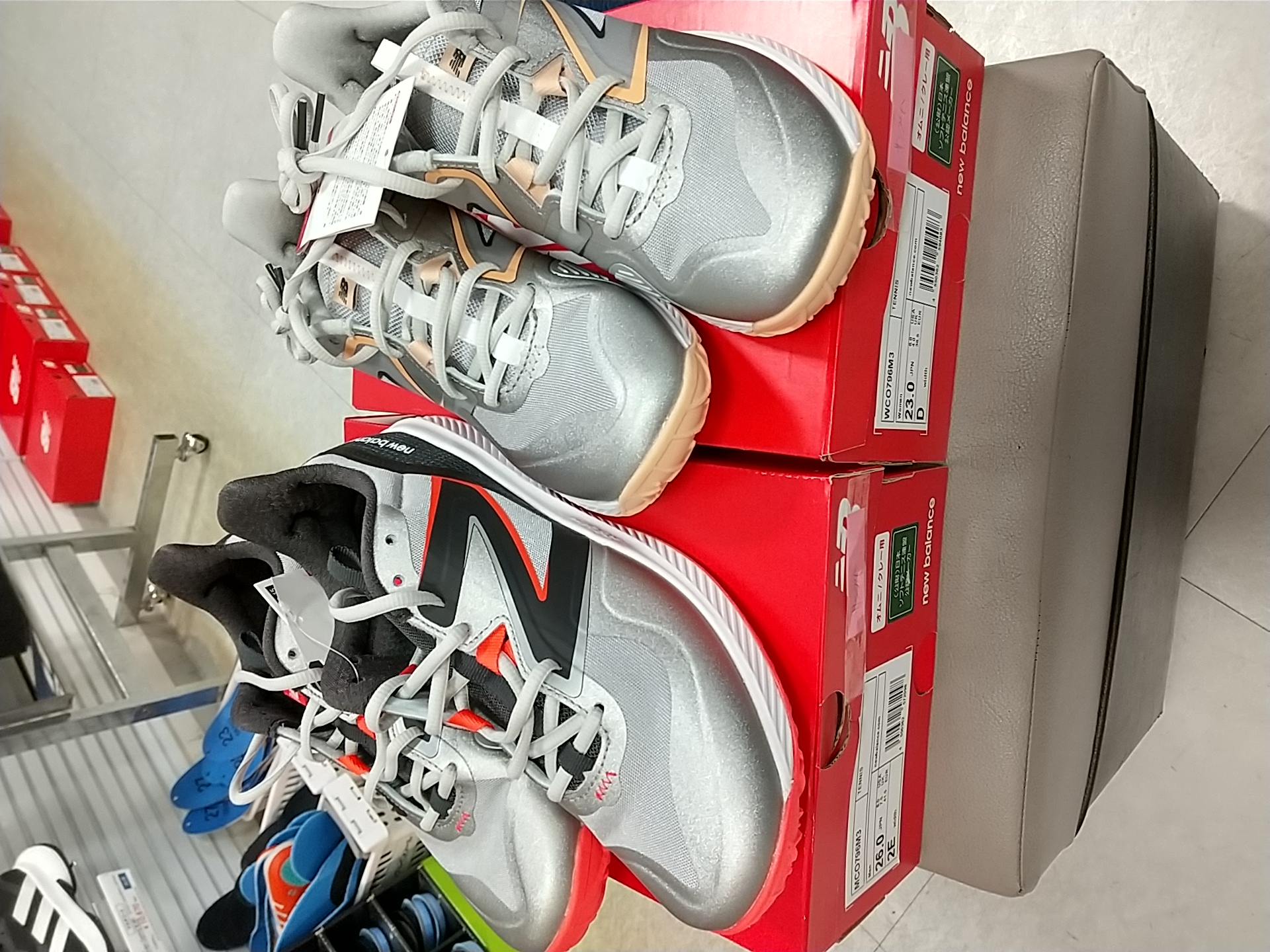 ニューバランステニスシューズ本日入荷しました