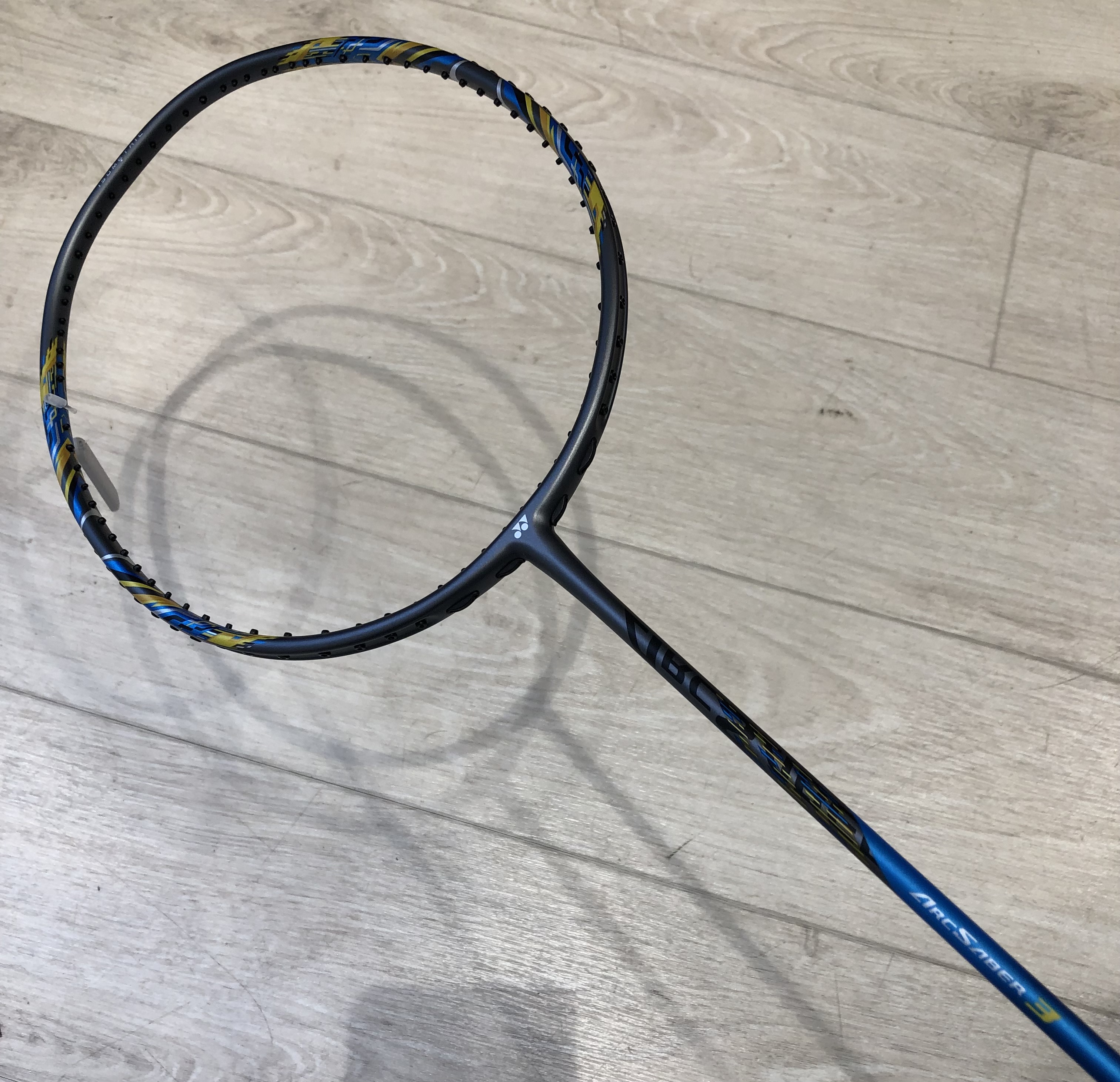 ヨネックスバドミントンラケット入荷！！