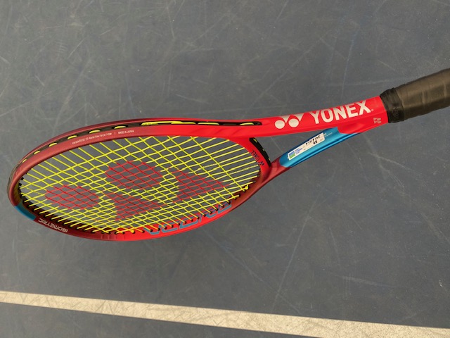 ☆ボシブログ☆　ヨネックス新製品　Vコア！！