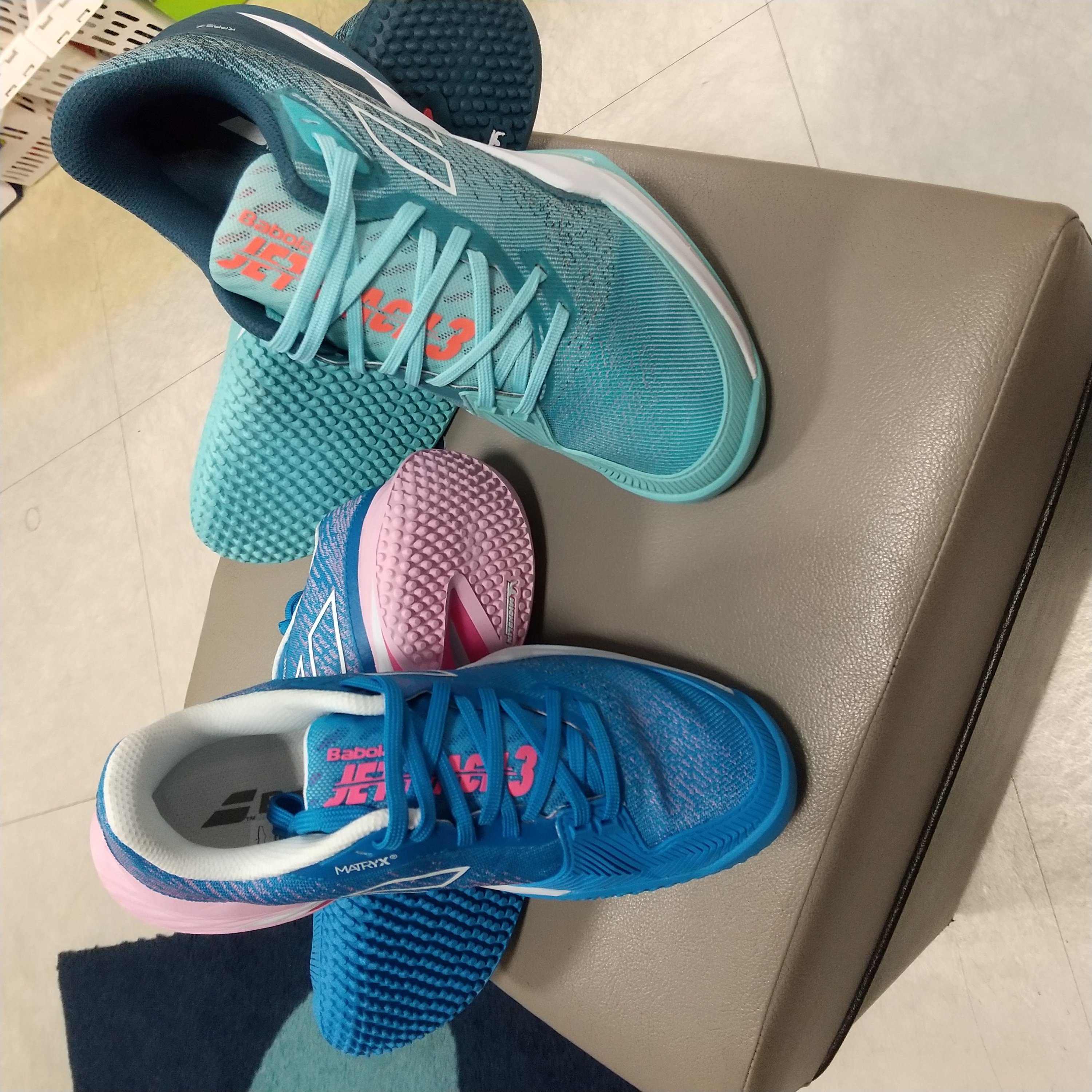 新商品入荷情報【バボラテニスシューズ】