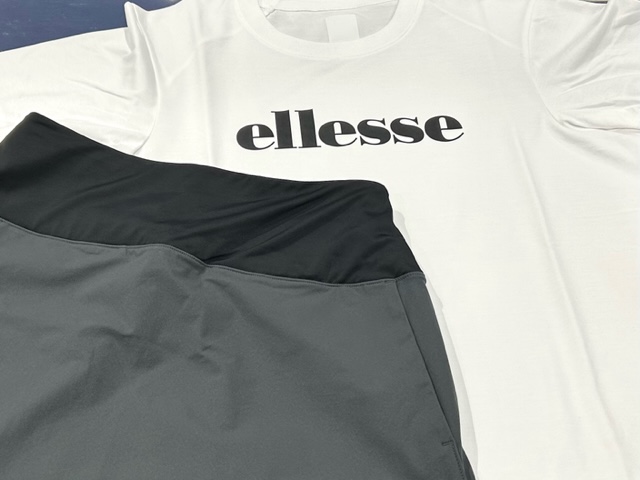 エレッセウェア入荷しました！！