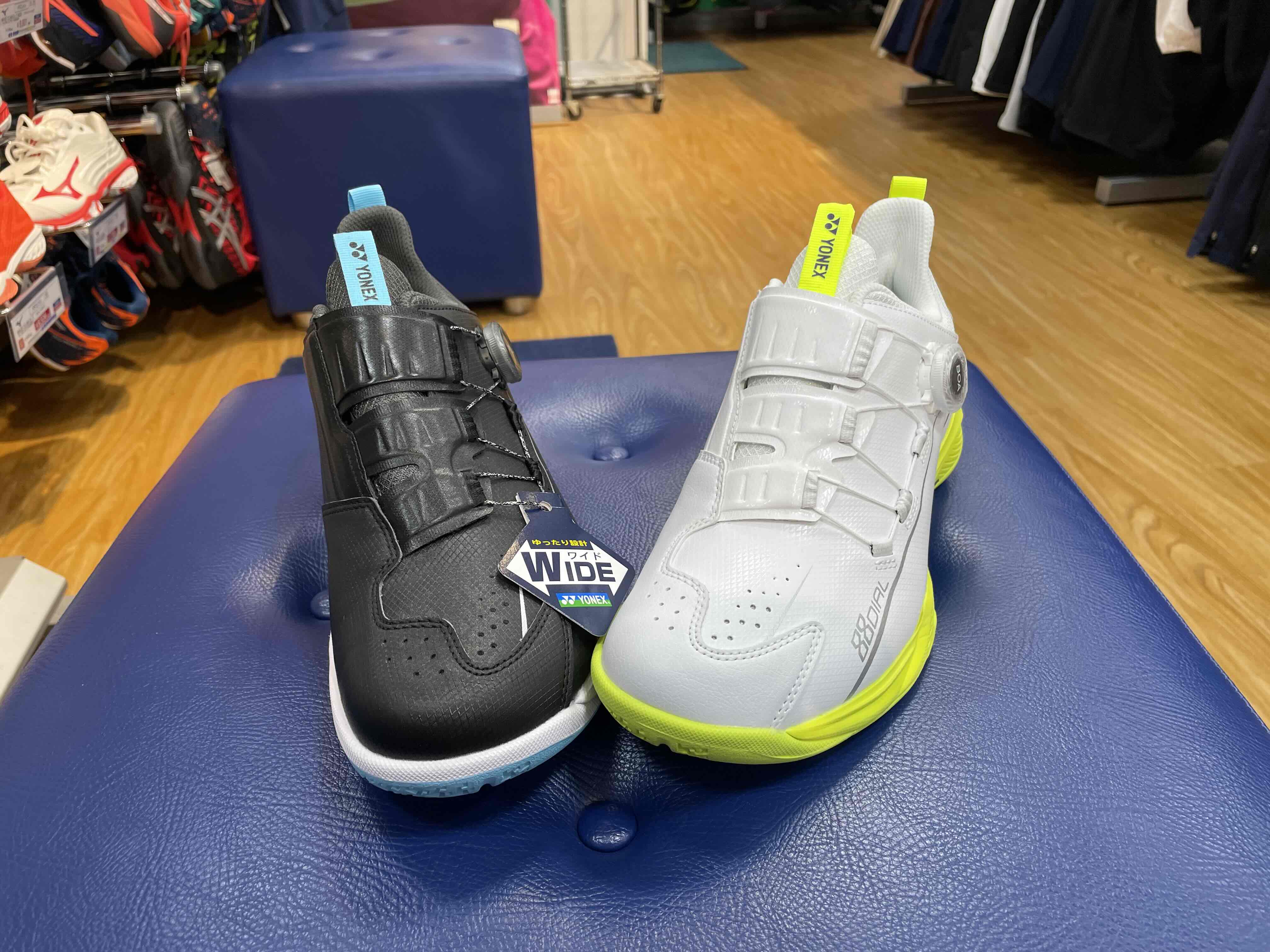 ヨネックスバドミントンシューズ「SHB88D２」「SHB88D2ワイド」新色発売中