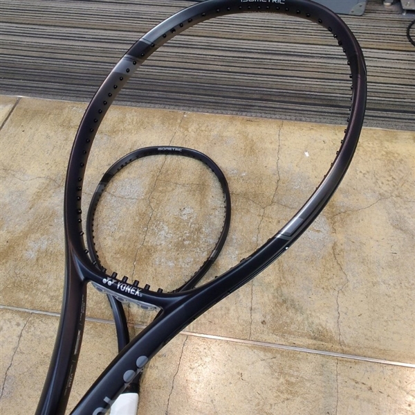 【☆入荷しました☆】ヨネックスNEW Eゾーンブラックエディション【4月14日より】