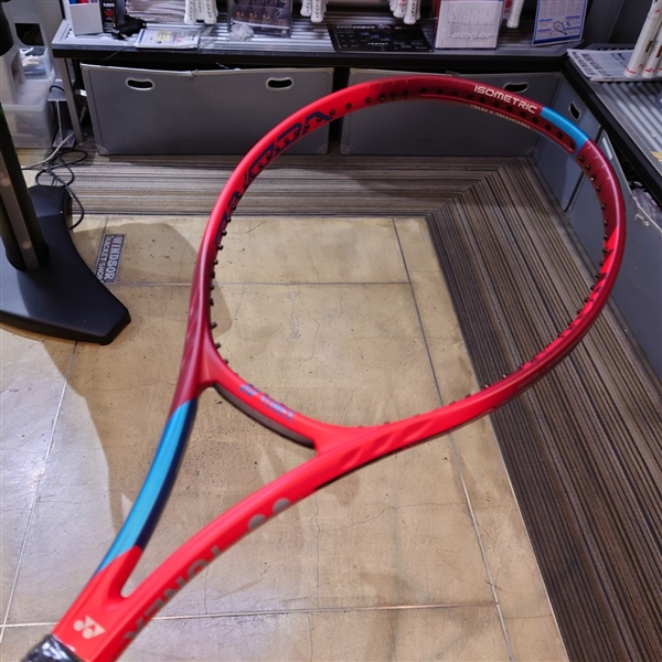 【☆お求めやすくなりました☆】ヨネックス Vコア2021シリーズ【再マークダウン】